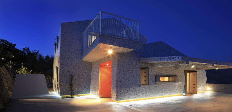The white bunker pumpkin House
