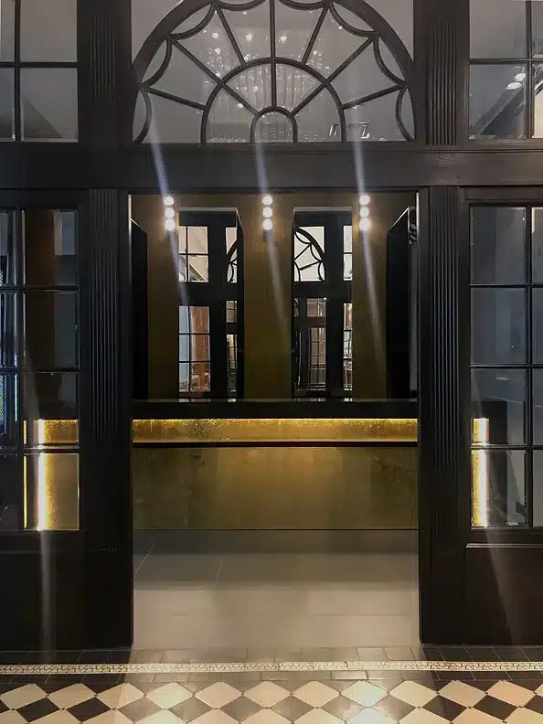 Hotel Bank